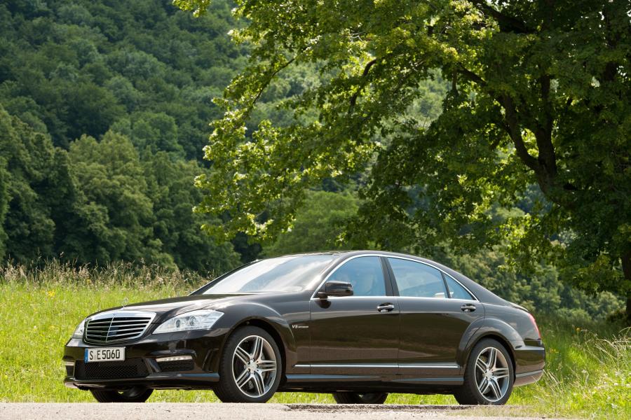  Mercedes-Benz S63 AMG 2011 года  (фото 20 из 23)